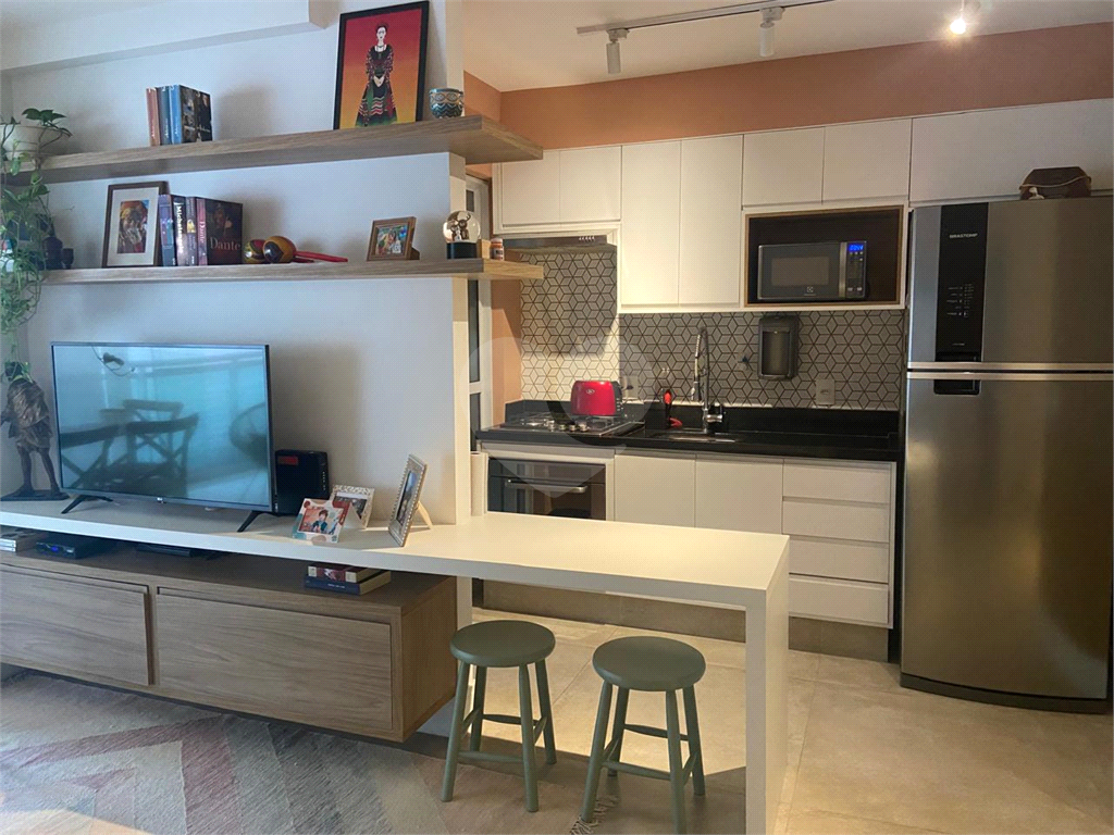 APARTAMENTO em CASA VERDE