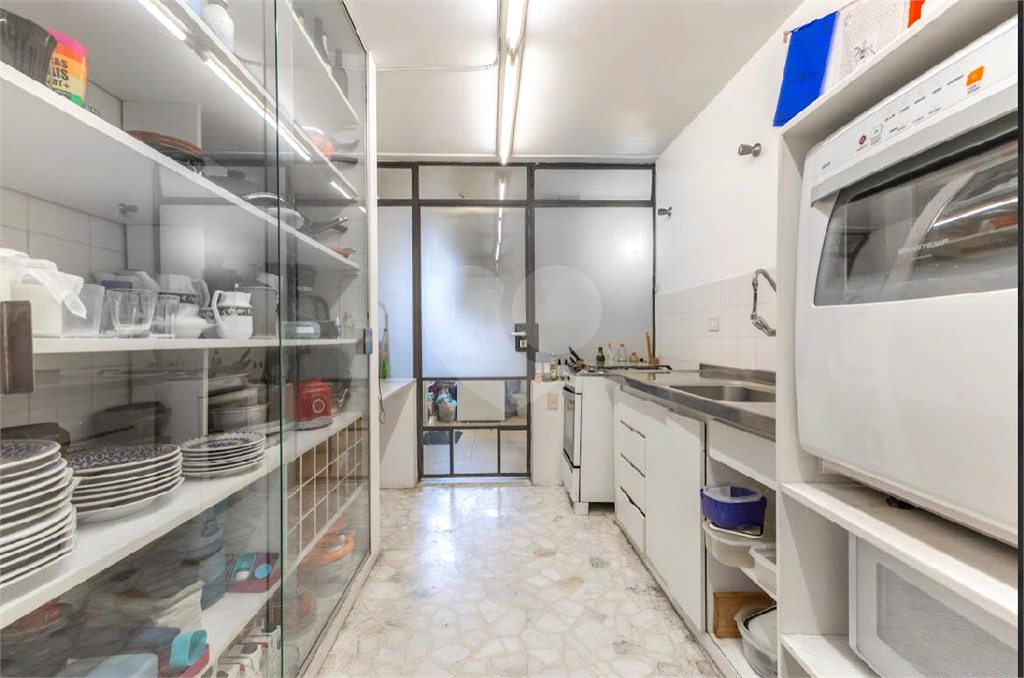 Apartamento de 135m² na Rua da Consolação – Excelente Oportunidade!
