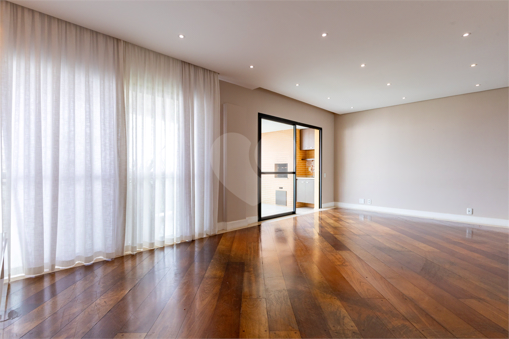 Apartamento Alto Padrão com 4 dormitórios no Morumbi, Vila Suzana.