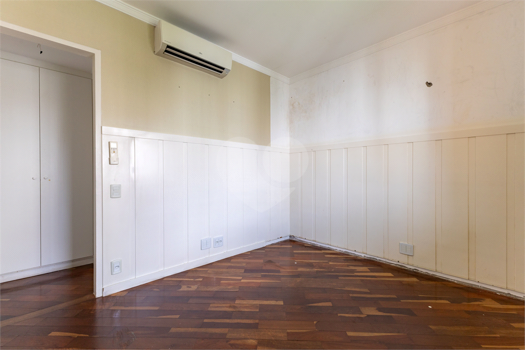 Apartamento Alto Padrão com 4 dormitórios no Morumbi, Vila Suzana.