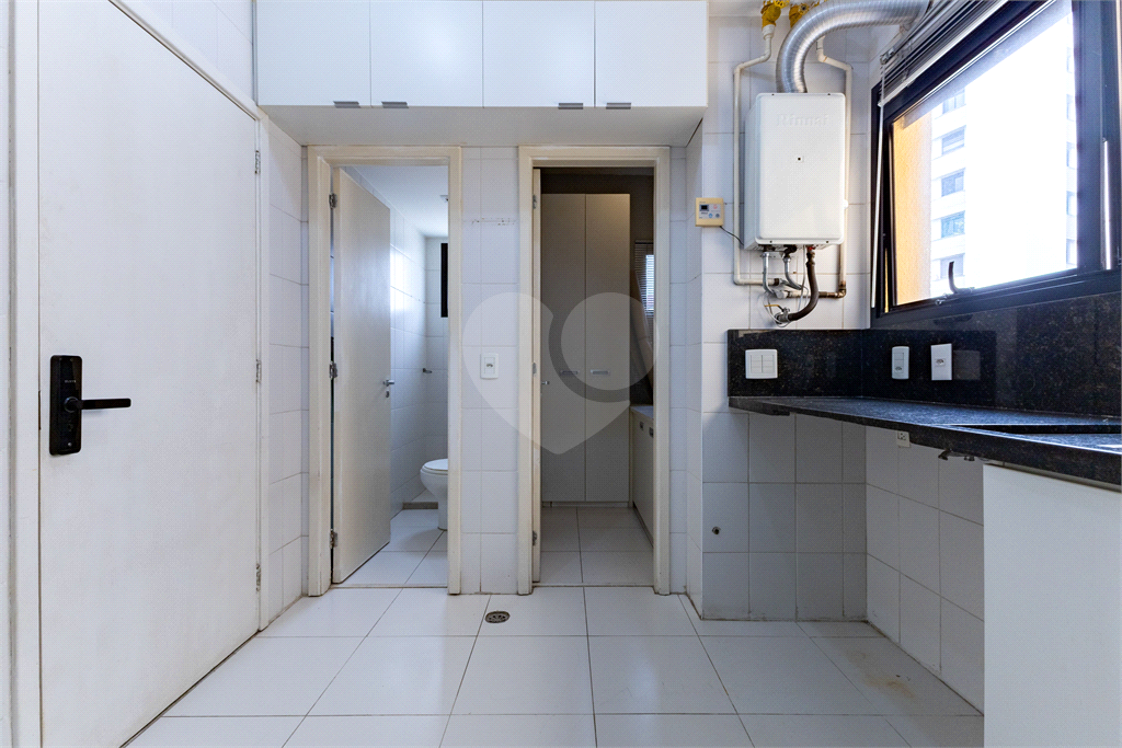 Apartamento Alto Padrão com 4 dormitórios no Morumbi, Vila Suzana.