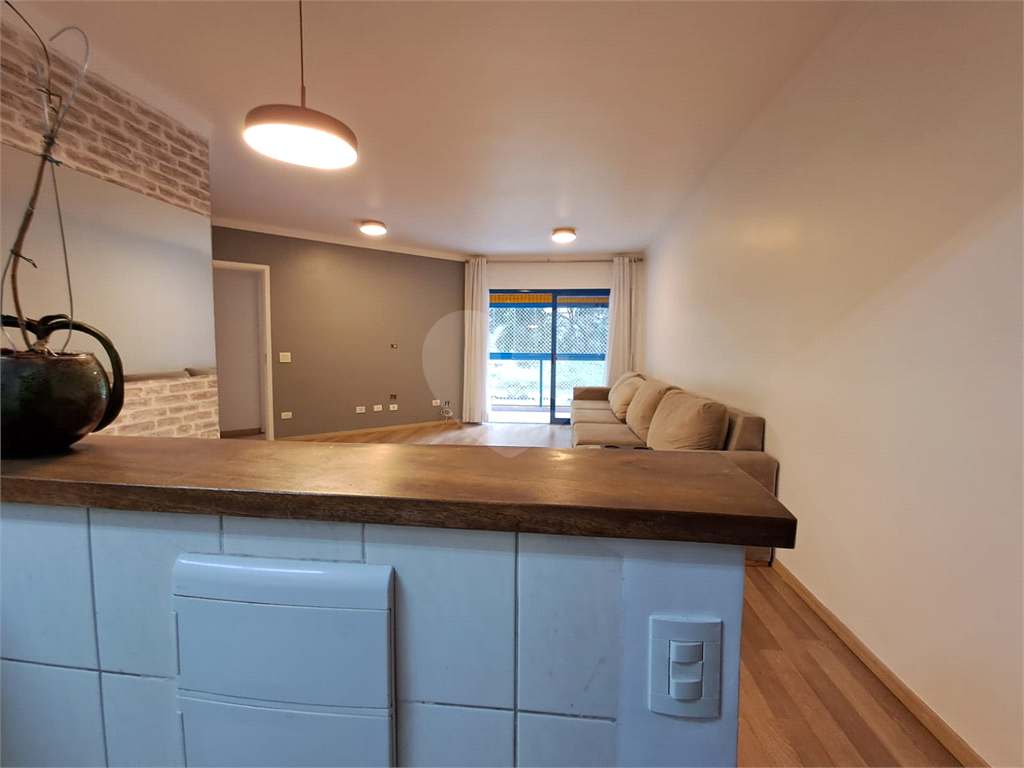 Imóvel 98m² 3 quartos piscina e 2 vagas Vila Pompéia, Perdizes.