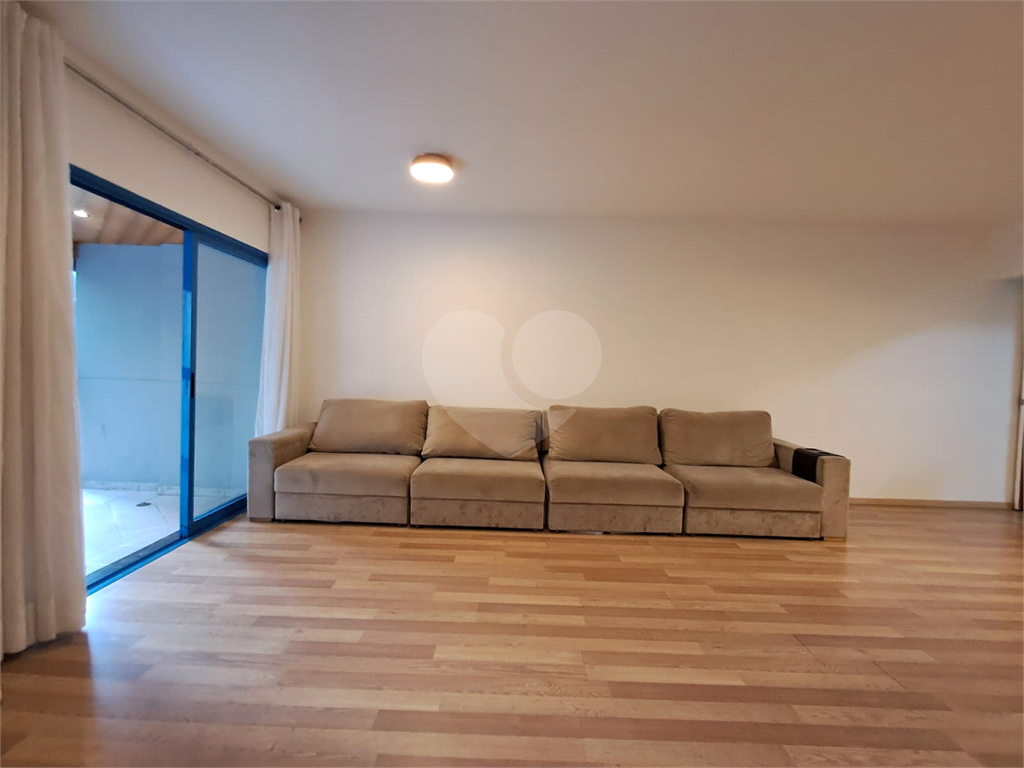 Imóvel 98m² 3 quartos piscina e 2 vagas Vila Pompéia, Perdizes.