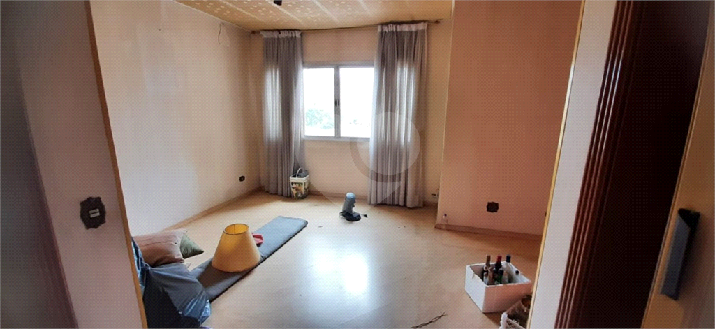 APARTAMENTO em TUCURUVI
