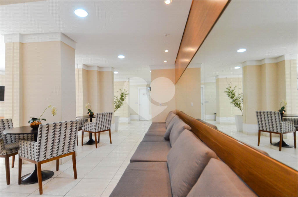 Apartamento com 58 m²  em Guarulhos, com 03 dormitórios e Repleto de móveis planejados