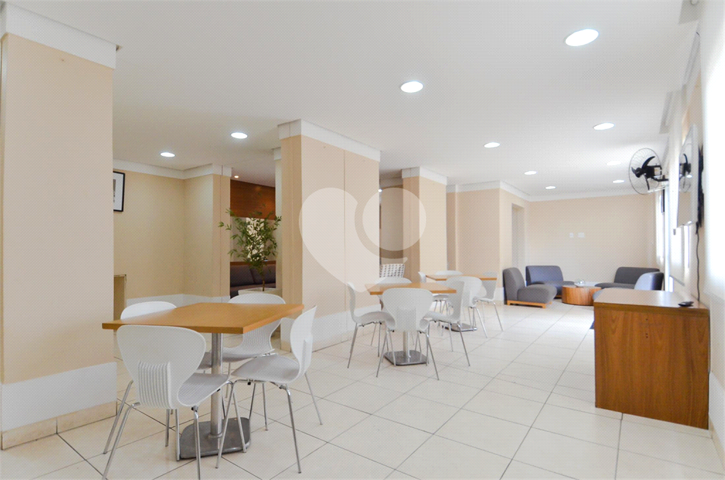 Apartamento com 58 m²  em Guarulhos, com 03 dormitórios e Repleto de móveis planejados
