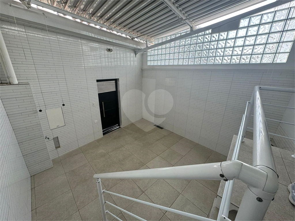 Imóvel Exclusivo com 381m² e Duas Casas Independentes - Energia Solar e Sustentabilidade