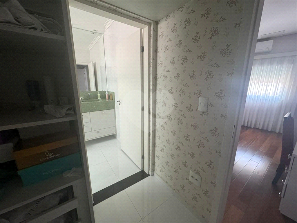 Imóvel Exclusivo com 381m² e Duas Casas Independentes - Energia Solar e Sustentabilidade
