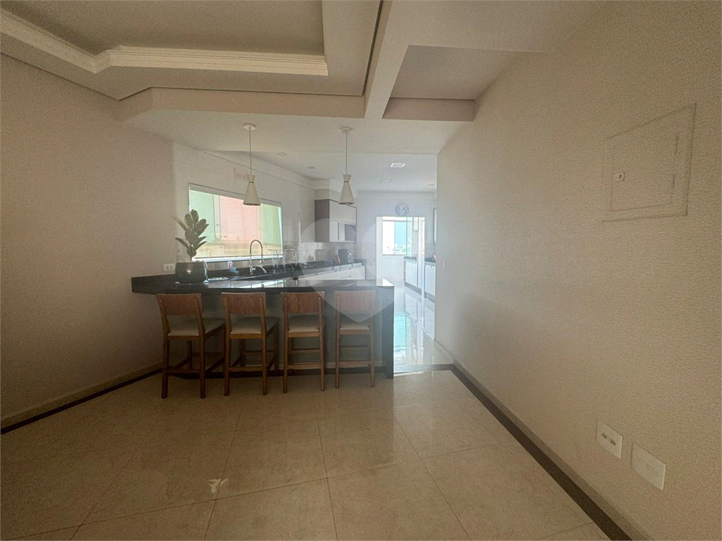 Imóvel Exclusivo com 381m² e Duas Casas Independentes - Energia Solar e Sustentabilidade