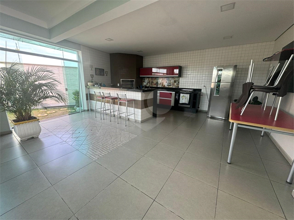 Imóvel Exclusivo com 381m² e Duas Casas Independentes - Energia Solar e Sustentabilidade