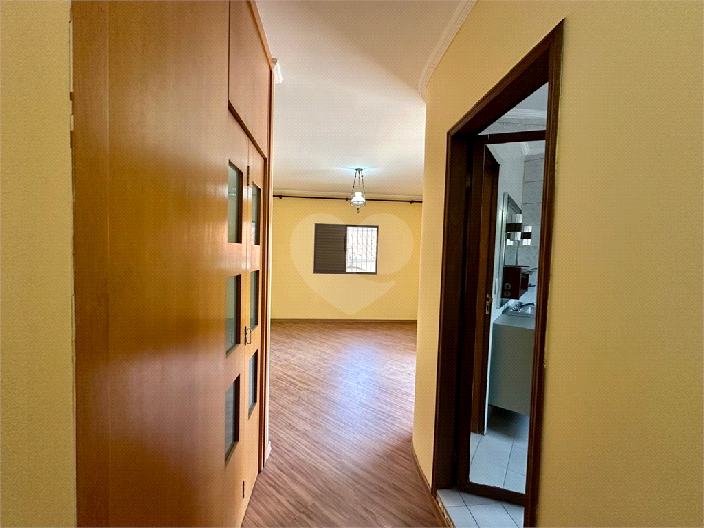 SOBRADO MARAVILHOSO SANTA TERESINHA, 5 DORMITORIOS SUITE, AMPLO QUINTAL E EDICULA,4 VAGAS