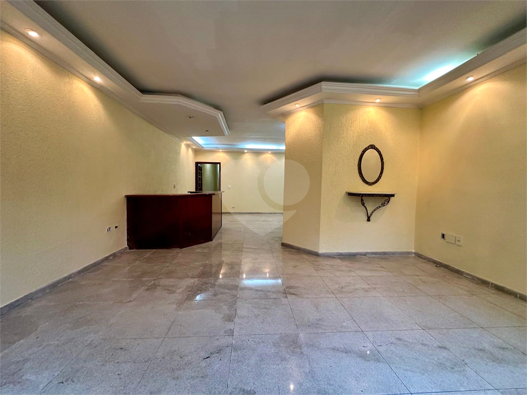 SOBRADO MARAVILHOSO SANTA TERESINHA, 5 DORMITORIOS SUITE, AMPLO QUINTAL E EDICULA,4 VAGAS