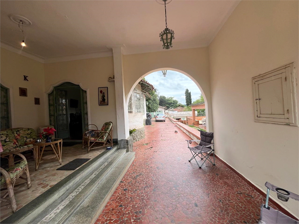 Casa Antiga - Terreno -Área 