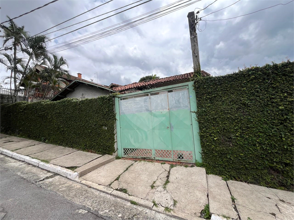 Casa Antiga - Terreno -Área 