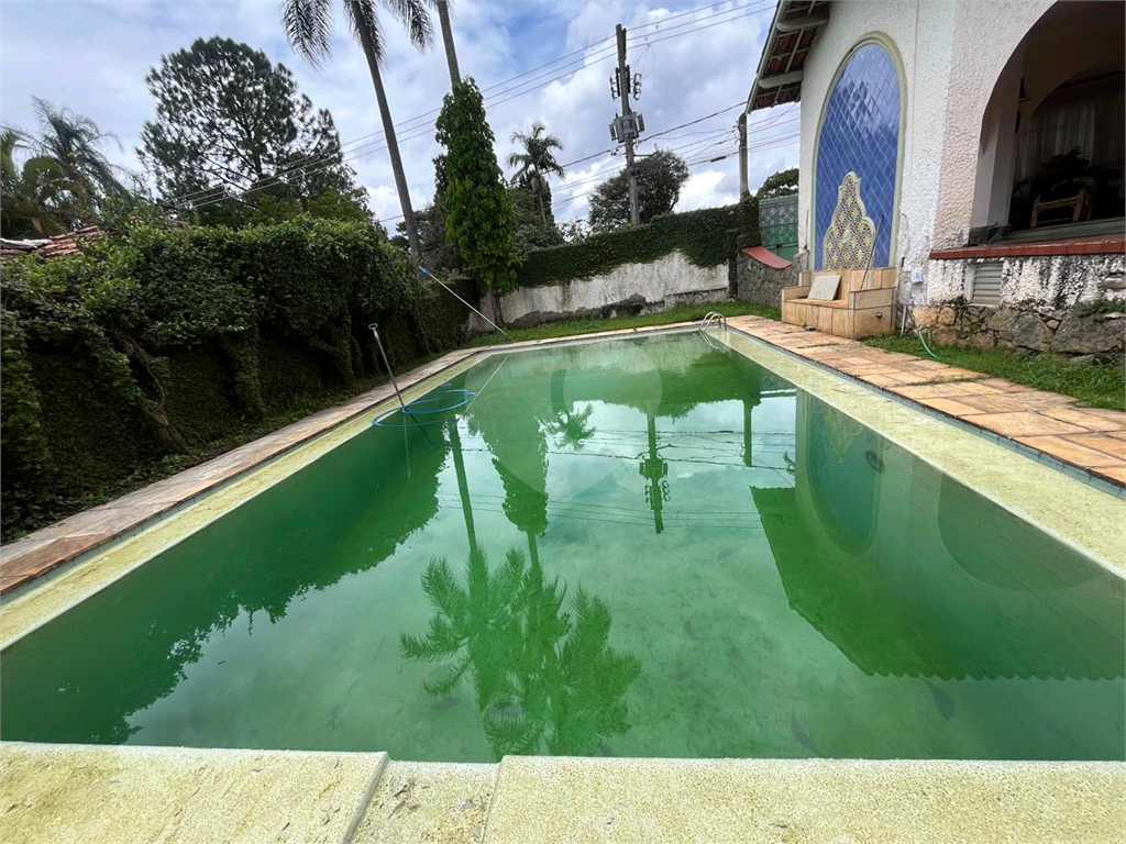 Casa Antiga - Terreno -Área 