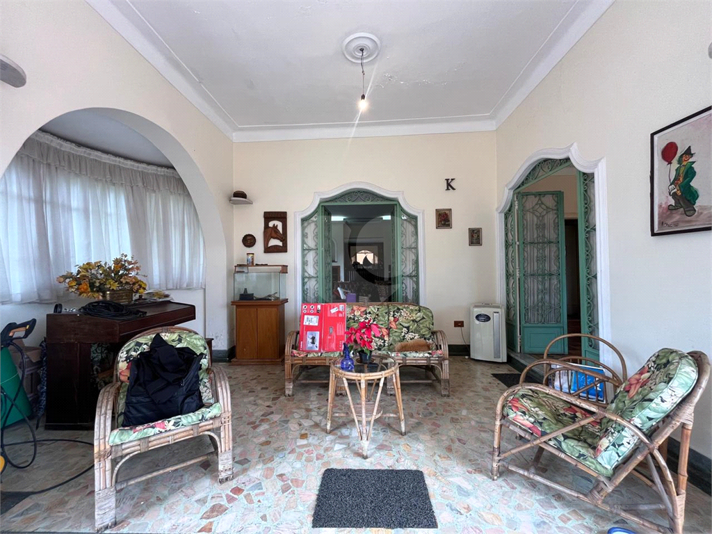 Casa Antiga - Terreno -Área 