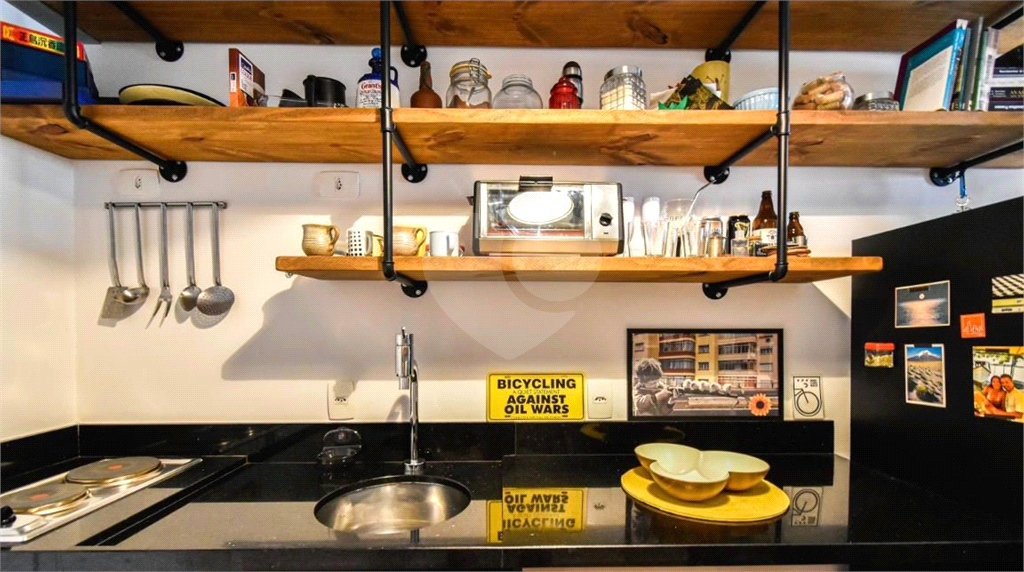 APARTAMENTO em CENTRO