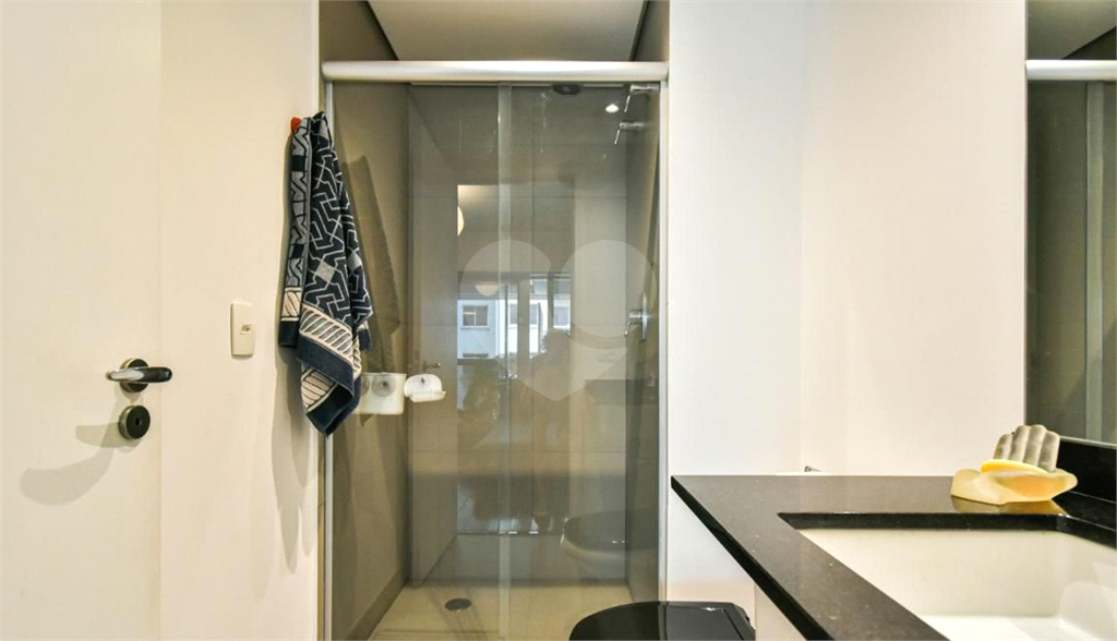 APARTAMENTO em CENTRO