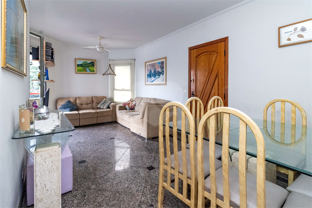 Apartamento c/ 3 dormitórios em excelente localização em Santana.