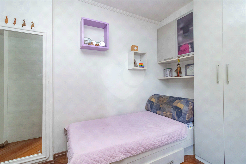 Apartamento c/ 3 dormitórios em excelente localização em Santana.
