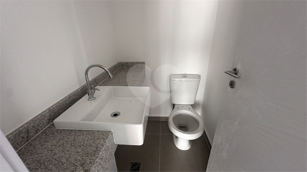 Apartamento de 3 Dormitórios à Venda no Brooklin