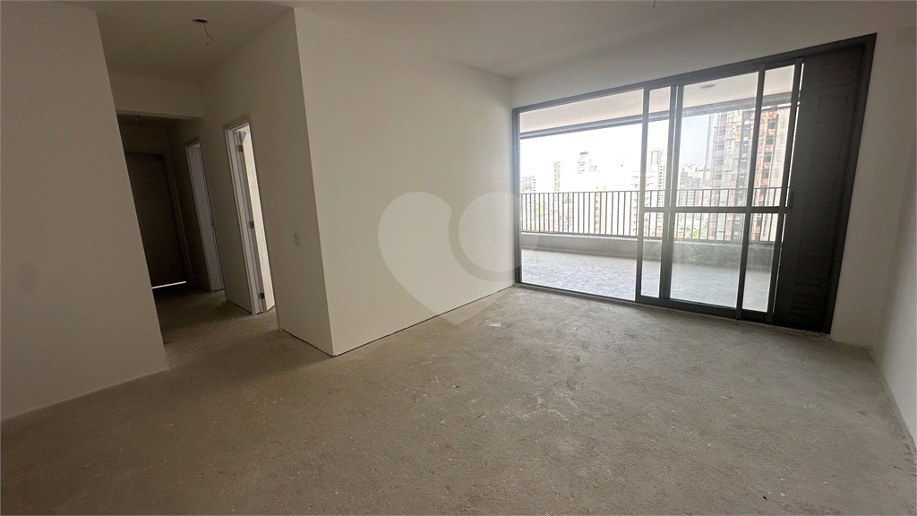 Apartamento de 3 Dormitórios à Venda no Brooklin
