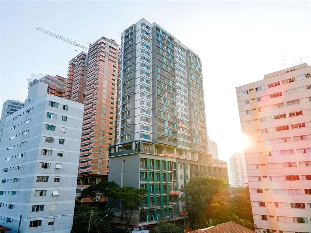Apartamento de 3 Dormitórios à Venda no Brooklin
