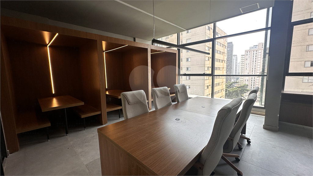Apartamento de 3 Dormitórios à Venda no Brooklin