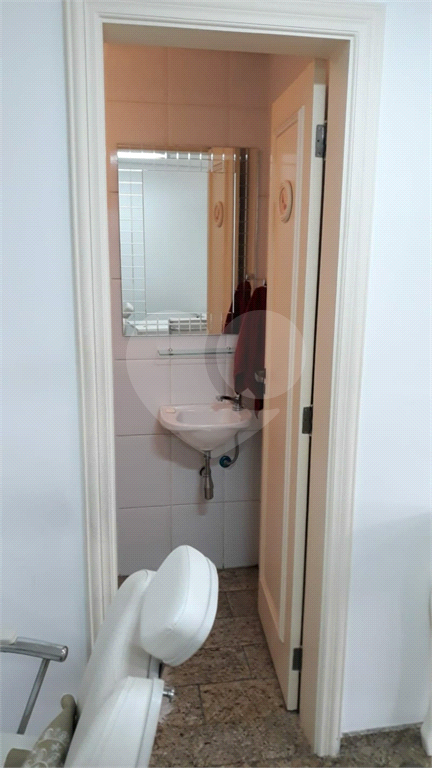 Sala comercial para locação na Parada Inglesa