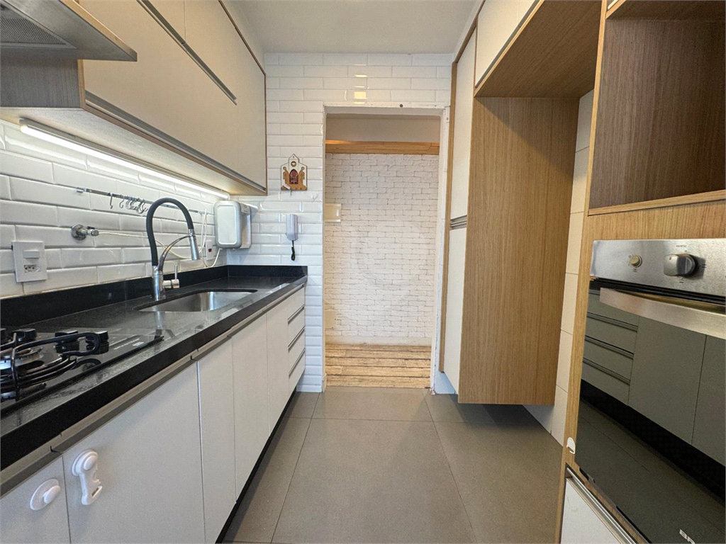 Apartamento à venda no Tatuapé com varanda grill, 3 quartos, 1 vaga de garagem