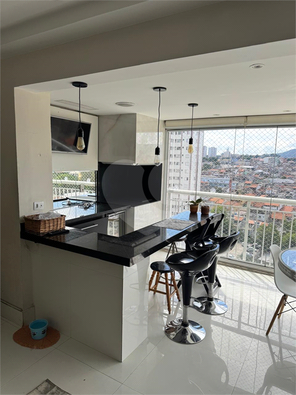 APARTAMENTO em SANTANA