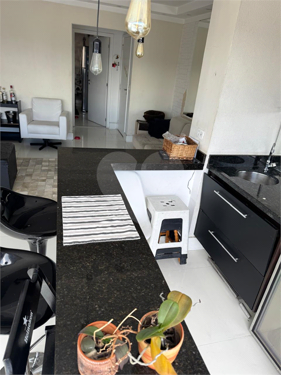APARTAMENTO em SANTANA