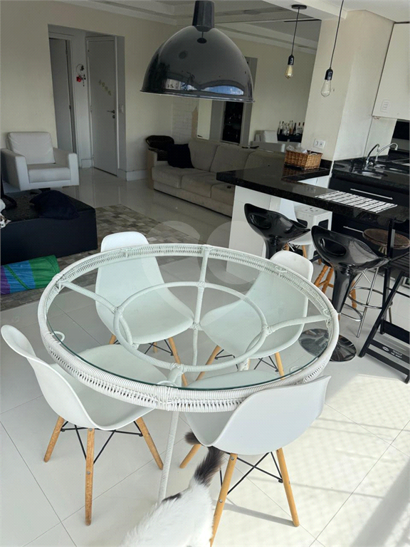 APARTAMENTO em SANTANA