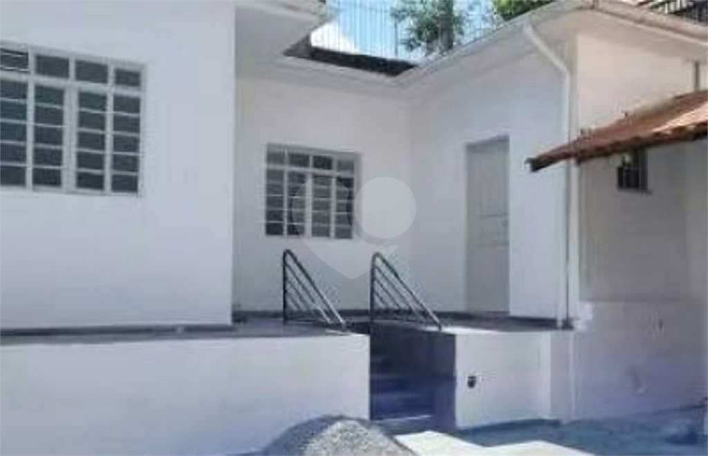 SOBRADO em POMPÉIA