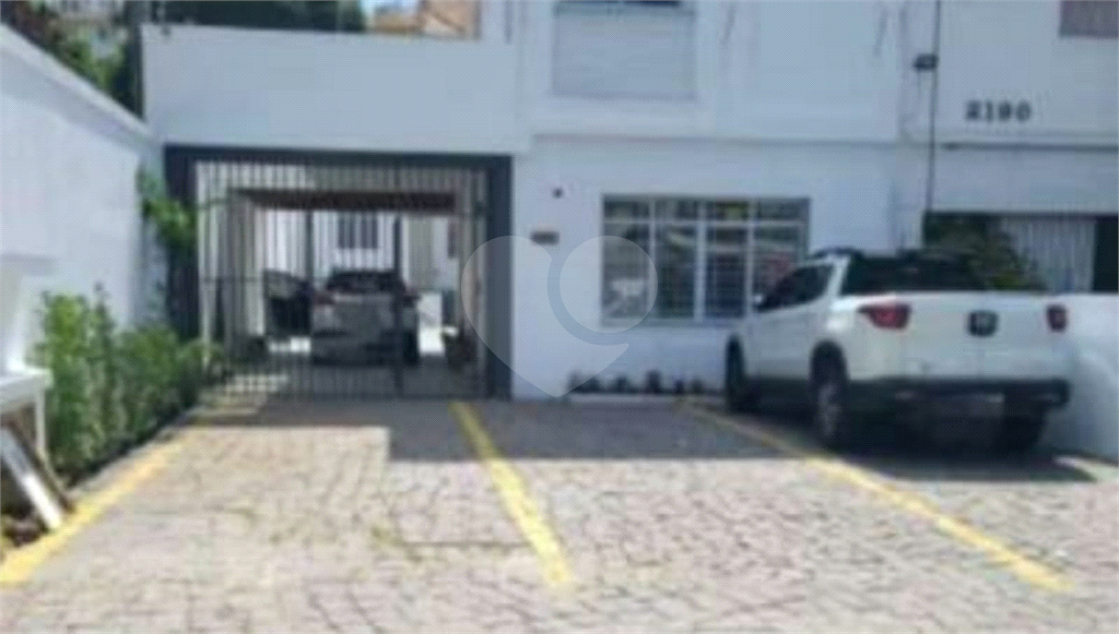 SOBRADO em POMPÉIA