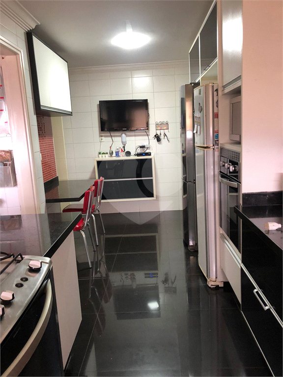 APARTAMENTO em SANTANA