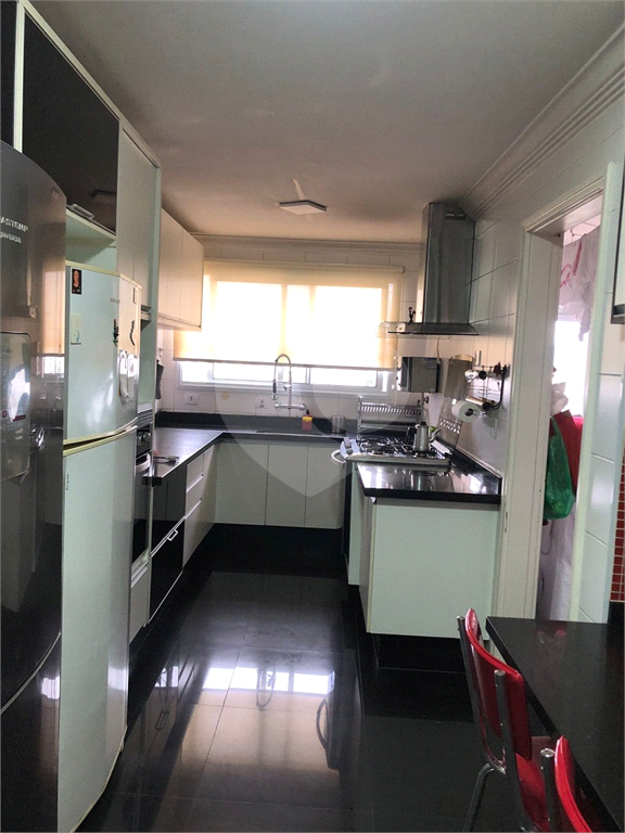 APARTAMENTO em SANTANA