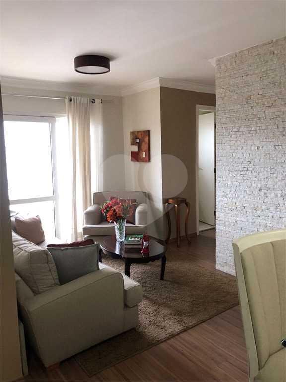 APARTAMENTO em SANTANA
