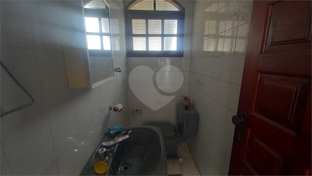 Sobrado à venda com 6 quartos, 472m² - Foto 31
