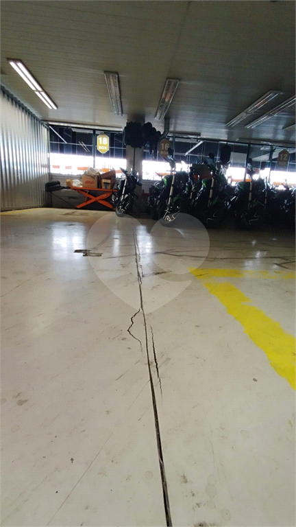 LOJA em BARRA FUNDA