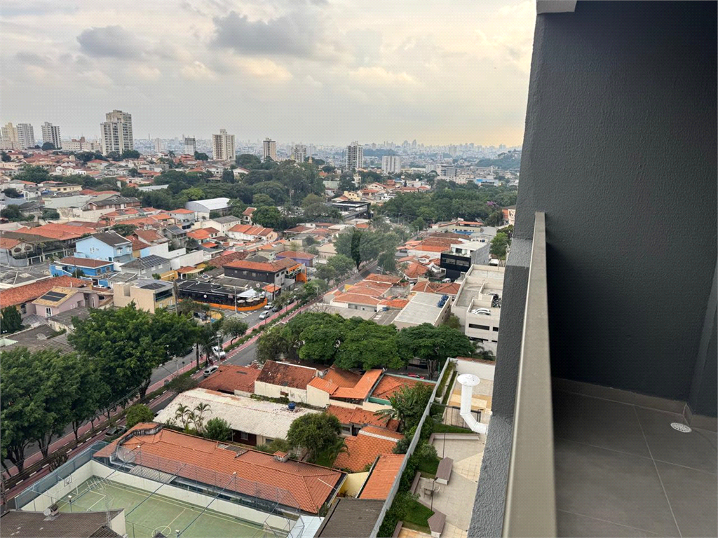 APARTAMENTO em VILA ROSÁLIA