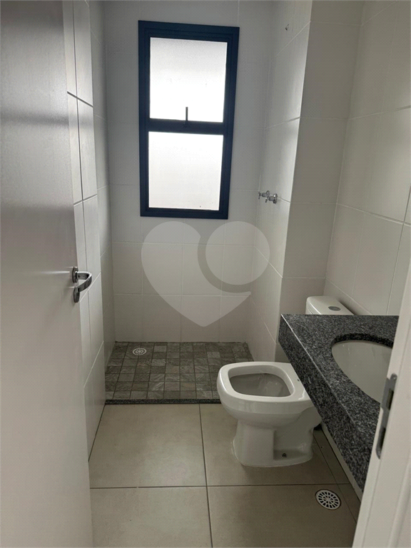 APARTAMENTO em VILA ROSÁLIA