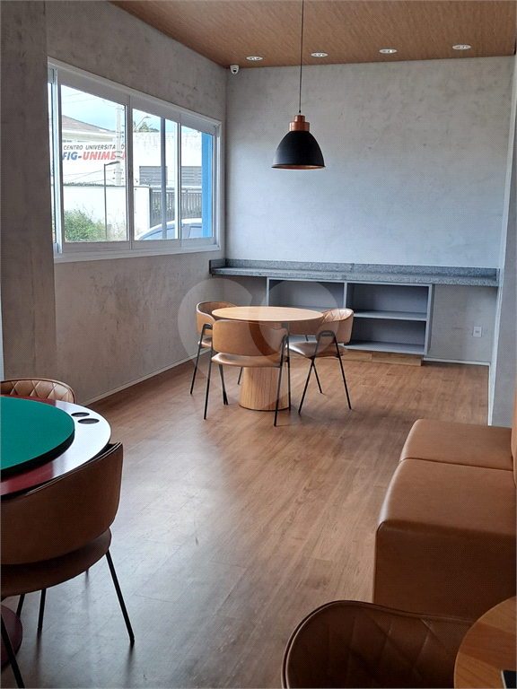 APARTAMENTO em VILA ROSÁLIA