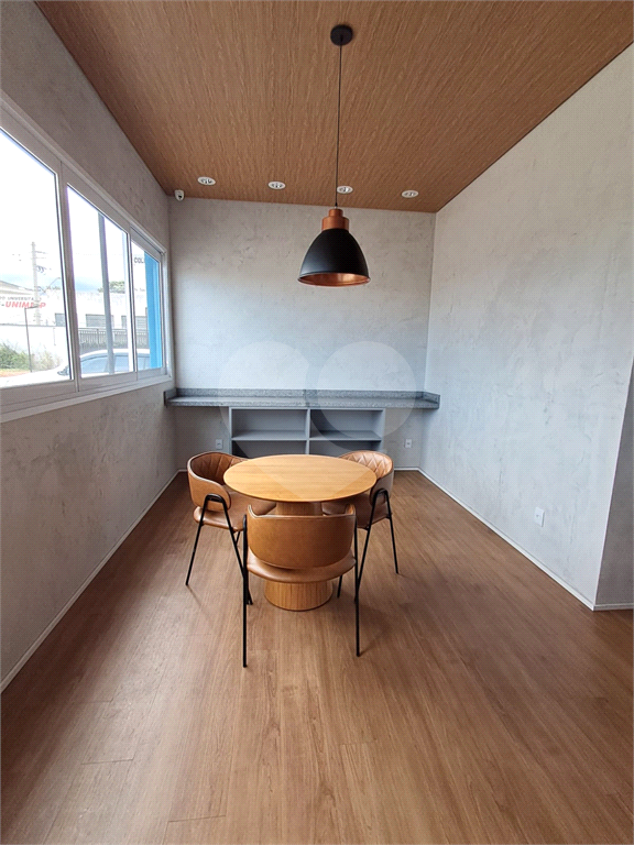 APARTAMENTO em VILA ROSÁLIA