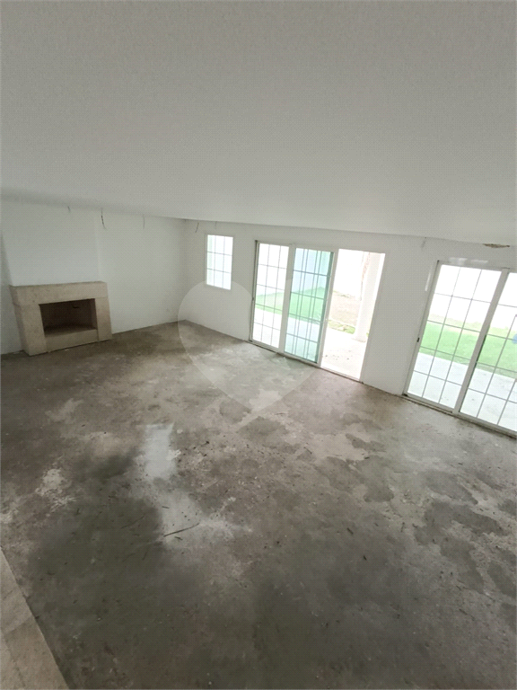 Condomínio de Altíssimo Padrão- Estilo Neoclássico   - Zona  Norte -SP