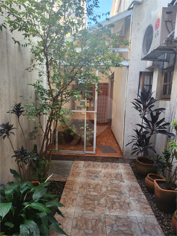 Sobrado Comercial/Residencial