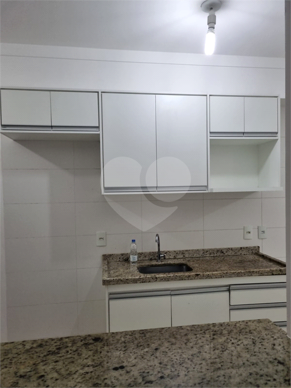 Apartamento para alugar com 3 quartos, 93m² - Foto 6