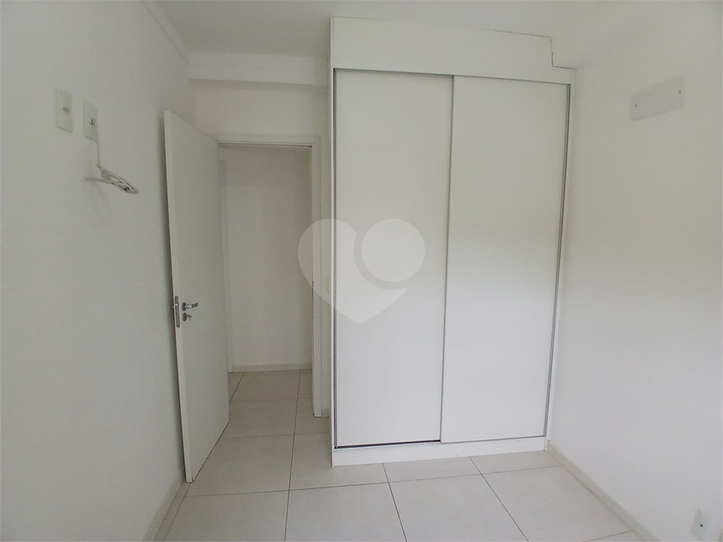 Apartamento para alugar com 3 quartos, 93m² - Foto 24