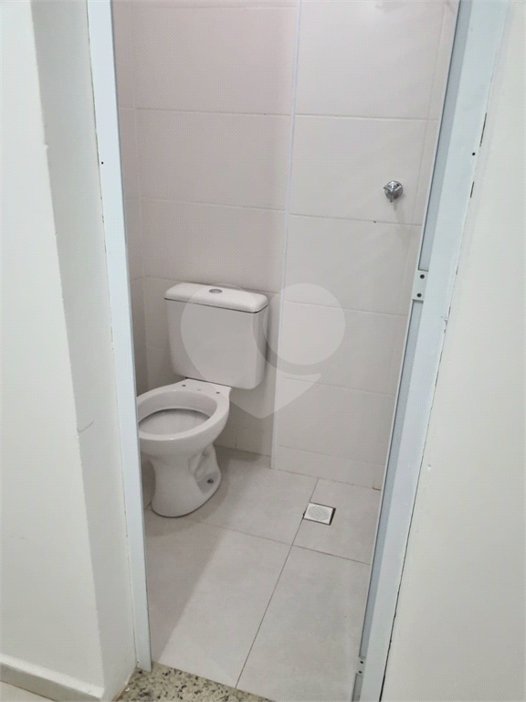 Apartamento para alugar com 3 quartos, 93m² - Foto 11