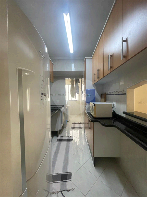 Apartamento à venda com 2 quartos, 65m² - Foto 15